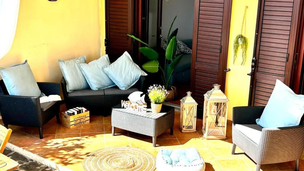 Sunshine House Casa vacanze Porto Pino